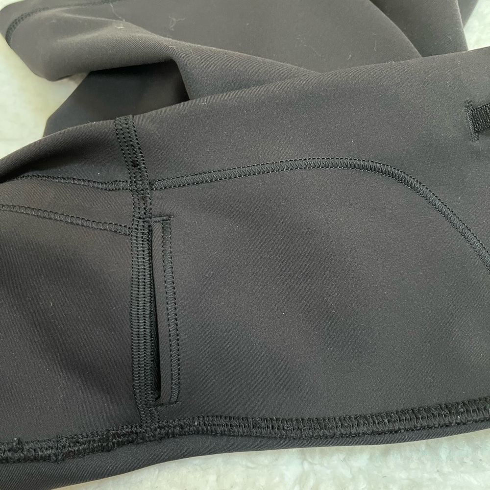 Lululemon bike shorts - Picture 4 of 13